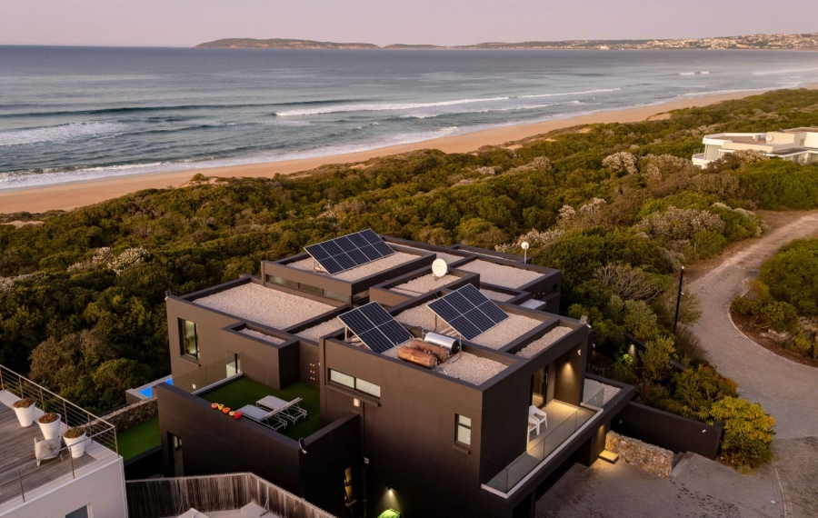 4 Bedroom Property for Sale in Keurbooms Western Cape